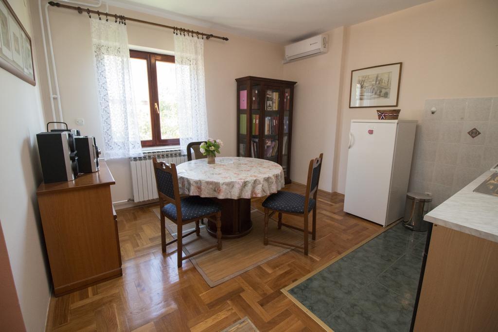Apartments Grace Ровинь Экстерьер фото